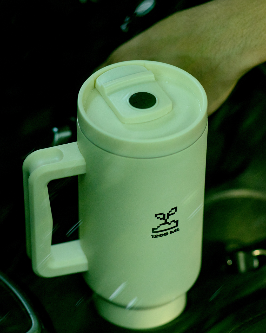 stainless steel tumbler 1.2L milk white 2